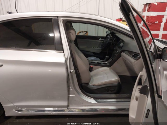 Hyundai Sonata Limited 2015 5NPE34AF0FH172631 Image 5