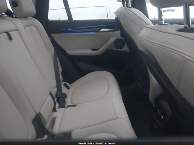 2020 BMW X1 WBXJG7C06L3L91102 Photo 7