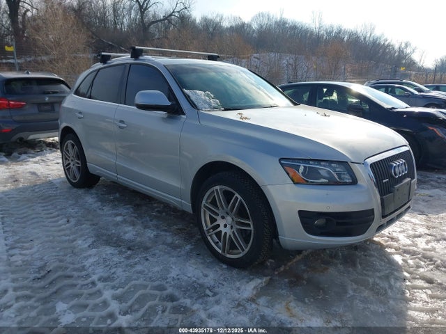 2011 AUDI Q5 WA1LFAFP1BA065369 Photo 0