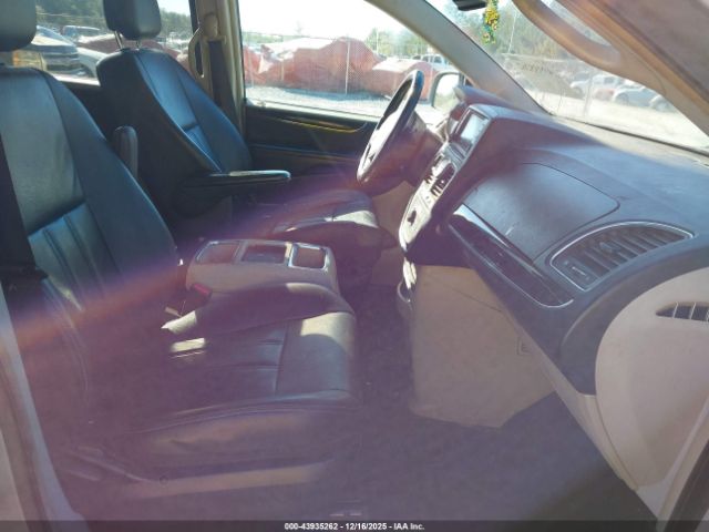 2013 CHRYSLER TOWN & COUNTRY 2C4RC1BG5DR674817 Photo 4