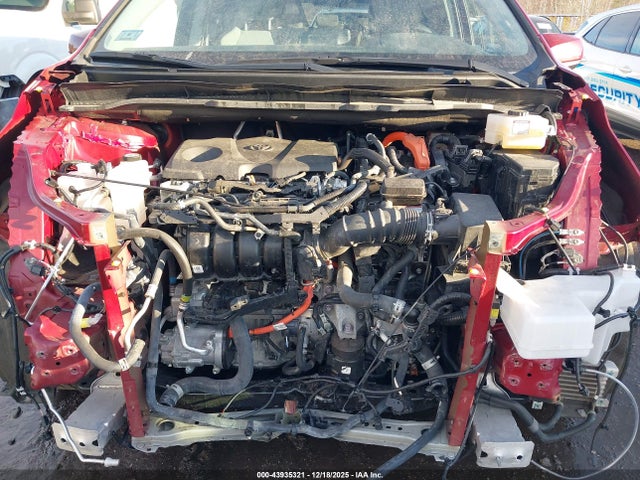 5TDKSKFC1RS117953 Toyota SIENNA LE
