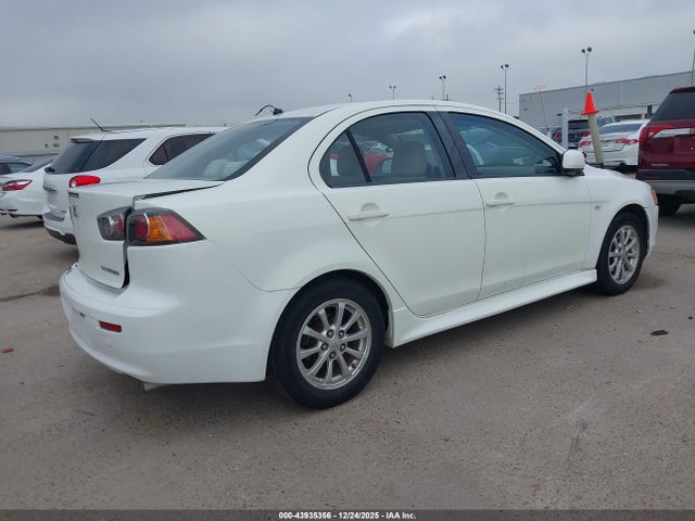 2011 MITSUBISHI LANCER JA32U2FU7BU042548 Photo 3