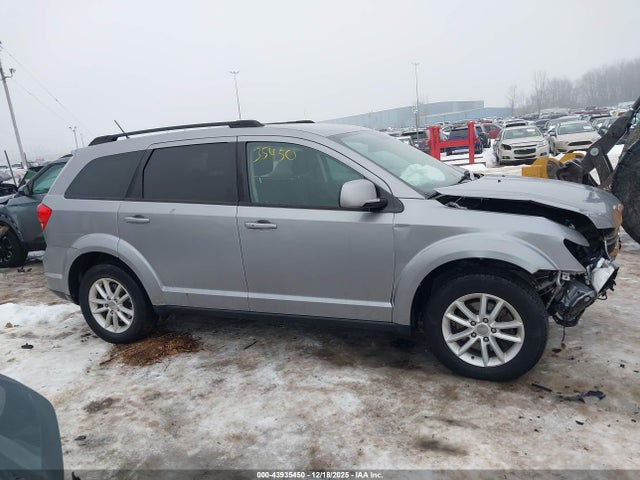 3C4PDDBG8HT575403 Dodge Journey Sxt Awd