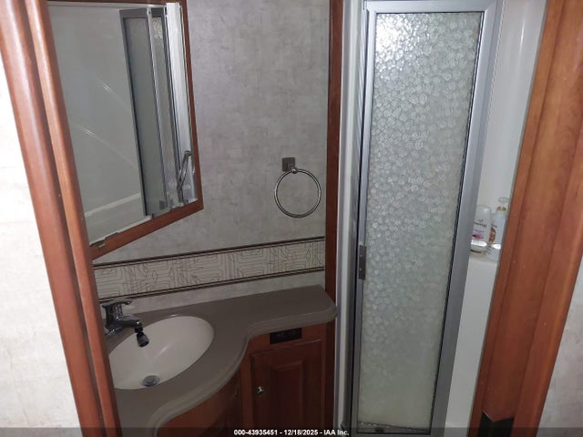 Aukcja sprzedaży 2014 Winnebago Adventurer, vin: 1F66F5DY1E0A15686, numer aukcji: 43935451