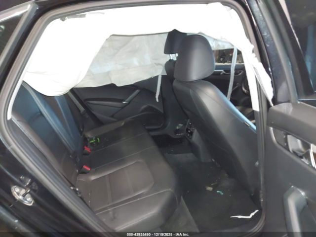 2017 VOLKSWAGEN PASSAT 1VWGT7A3XHC031271 Photo 7