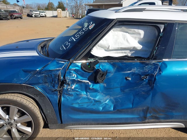 2017 MINI COUNTRYMAN WMZYT3C38H3D98332 Photo 5