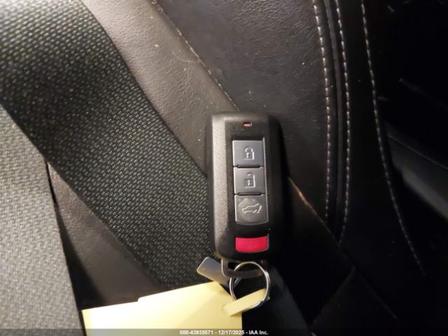 2019 MITSUBISHI OUTLANDER JA4AZ3A37KZ004947 Photo 10