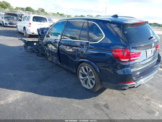 2018 BMW X5 5UXKR2C50J0Z15531 Photo 2