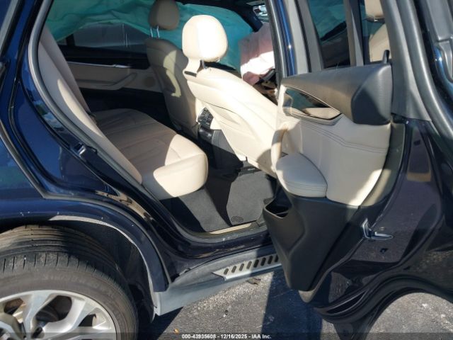 2018 BMW X5 5UXKR2C50J0Z15531 Photo 7
