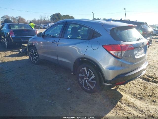 2019 HONDA HR-V 3CZRU5H19KG707502 Photo 2