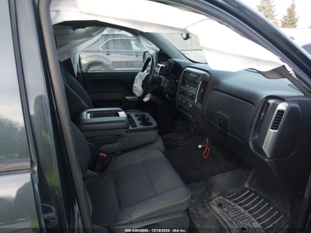 2018 CHEVROLET SILVERADO 1500 1GCUKREC0JF193669 Photo 4