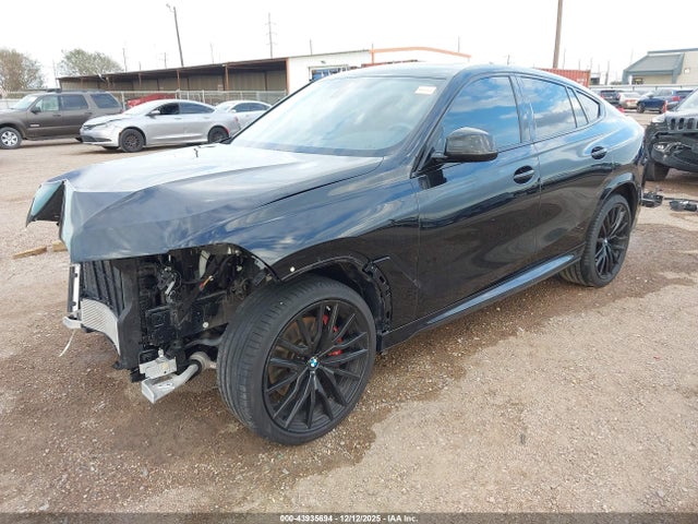 2022 BMW X6 5UXCY6C06N9N33881 Photo 1