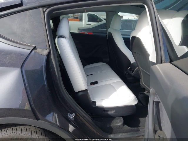 2024 TESLA MODEL Y 7SAYGAEE1RF153562 Photo 7