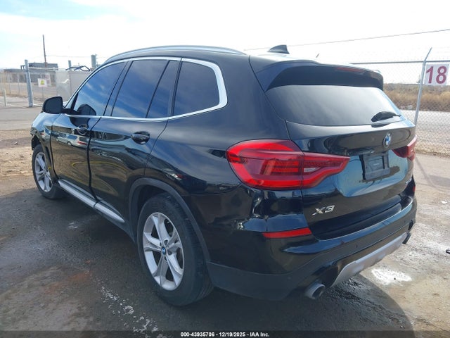 2020 BMW X3 5UXTY3C01LLE55253 Photo 2