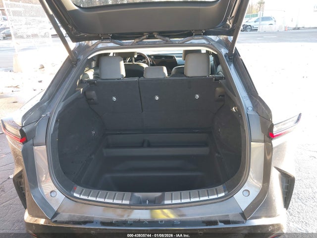 43935744 :رقم المزاد ، JTJAAAAB5SA031228 vin ، 2025 Lexus Rz 450e Premium مزاد بيع