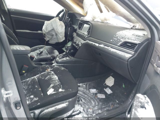 2019 HYUNDAI ELANTRA KMHD84LF6KU761396 Photo 4