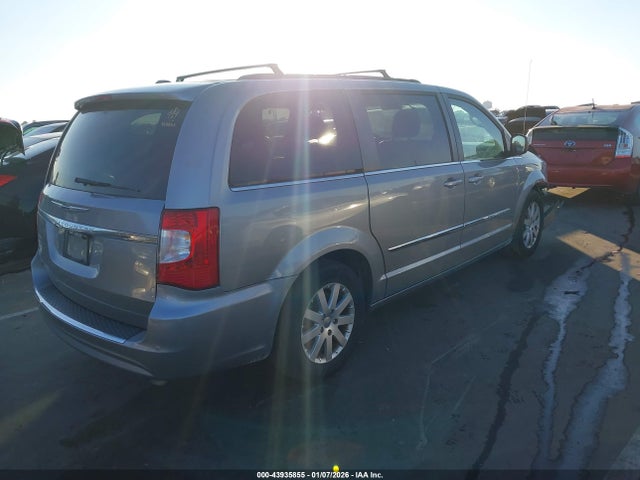 2016 Chrysler Town & Country Touring მანქანა იყიდება აუქციონზე, vin: 2C4RC1BG9GR212717, აუქციონის ნომერი: 43935855