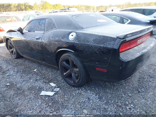 2013 DODGE CHALLENGER 2C3CDYAG2DH651888 Photo 2