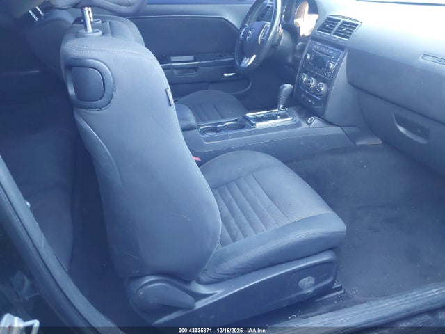 2013 DODGE CHALLENGER 2C3CDYAG2DH651888 Photo 4