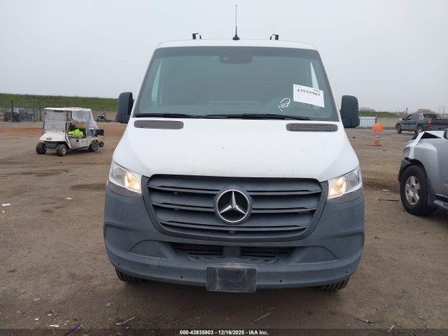 W1Y70BGY2LT039161 Mercedes-Benz Sprinter 1500 Standard Roof I4