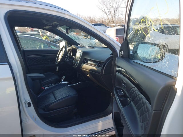 2021 MITSUBISHI OUTLANDER PHEV JA4J2VA76MZ000569 Photo 4