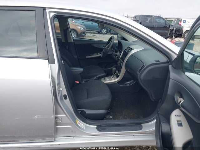 2011 Toyota Corolla S მანქანა იყიდება აუქციონზე, vin: 2T1BU4EE0BC645037, აუქციონის ნომერი: 43935917