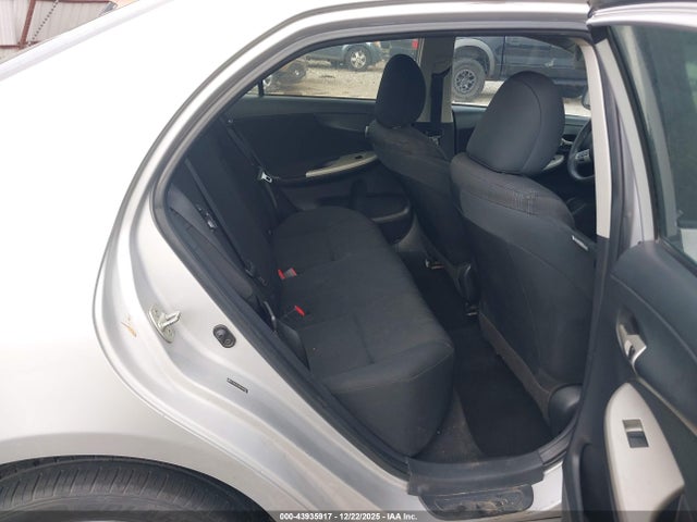 2011 Toyota Corolla S მანქანა იყიდება აუქციონზე, vin: 2T1BU4EE0BC645037, აუქციონის ნომერი: 43935917