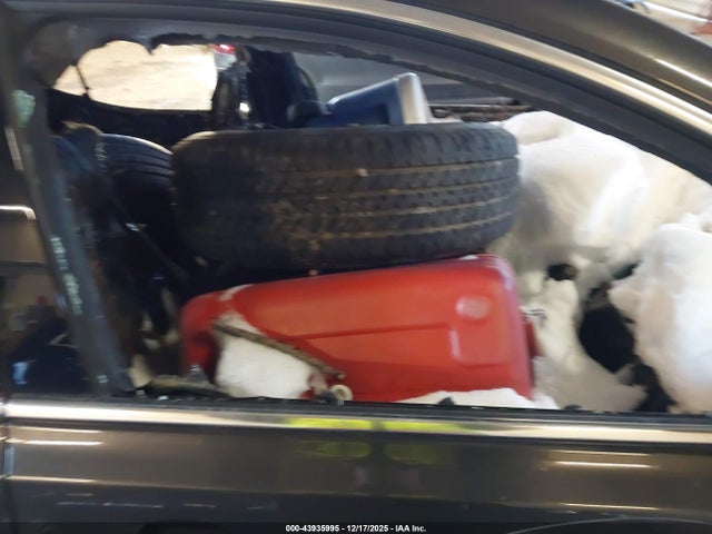 1GKKNSLS1JZ228156 GMC Acadia Sle-2