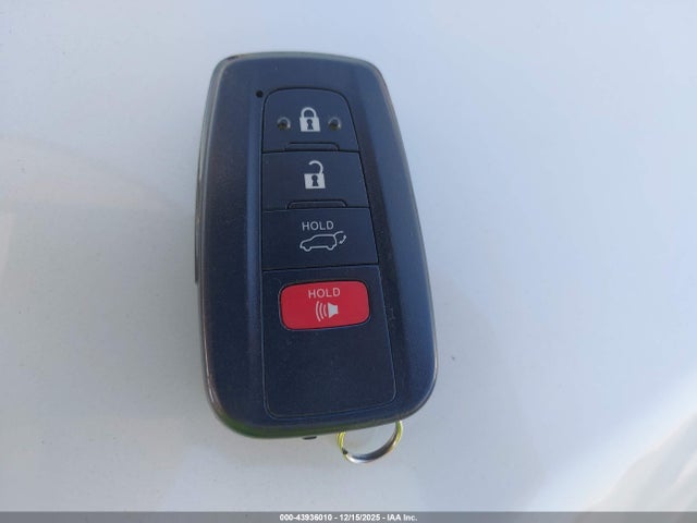 JTMB6RFV5PD546214 Toyota Rav4 Hybrid Xle Premium