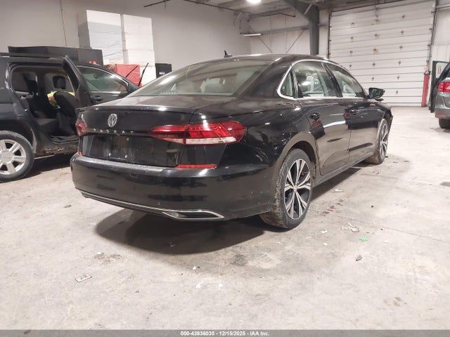 2021 VOLKSWAGEN PASSAT 1VWSA7A32MC015785 Photo 3