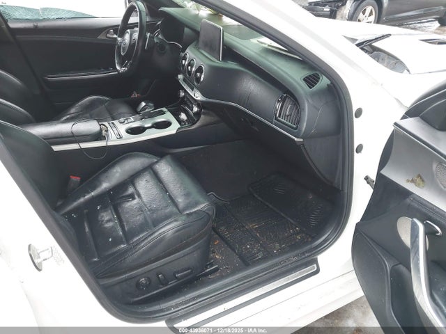 2018 KIA STINGER KNAE55LCXJ6040351 Photo 4