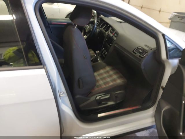 2019 VOLKSWAGEN GOLF GTI 3VW5T7AU0KM030832 Photo 4
