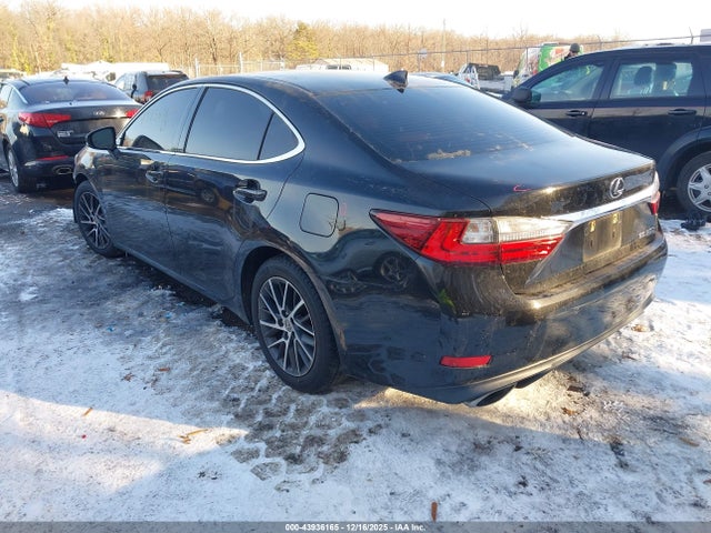 2017 LEXUS ES 350 58ABK1GGXHU066818 Photo 2