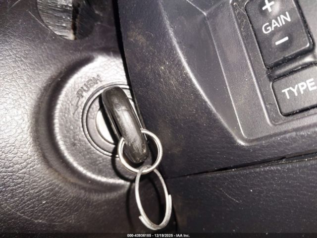 2017 TOYOTA TUNDRA 5TFUY5F1XHX643613 Photo 10