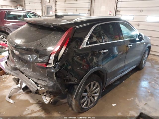 2021 CADILLAC XT4 1GYFZDR42MF013083 Photo 3