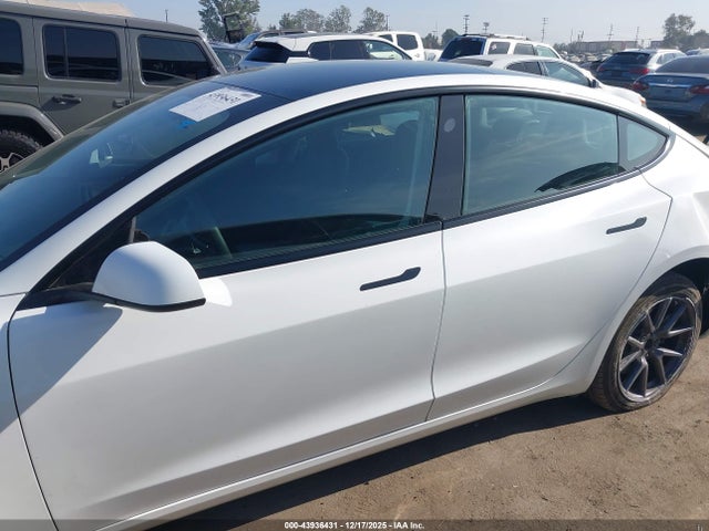 Tesla Model 3 Rear-wheel Drive 2023 5YJ3E1EA5PF489495 Image 14