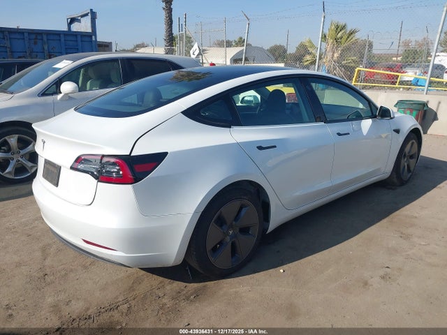 2023 TESLA MODEL 3 5YJ3E1EA5PF489495 Photo 3