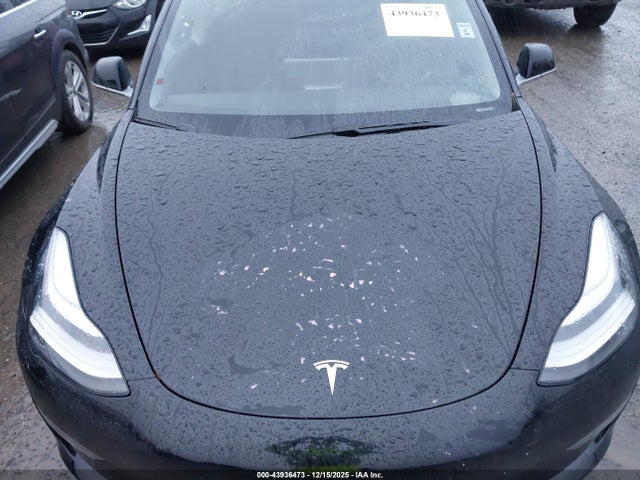 2018 TESLA MODEL 3 5YJ3E1EAXJF020989 Photo 9