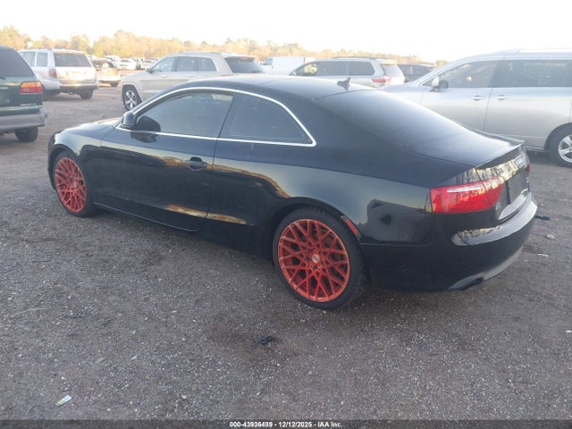 2009 AUDI A5 WAUDK78T79A041328 Photo 2