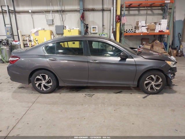 1HGCR2F30GA137509 Honda ACCORD LX