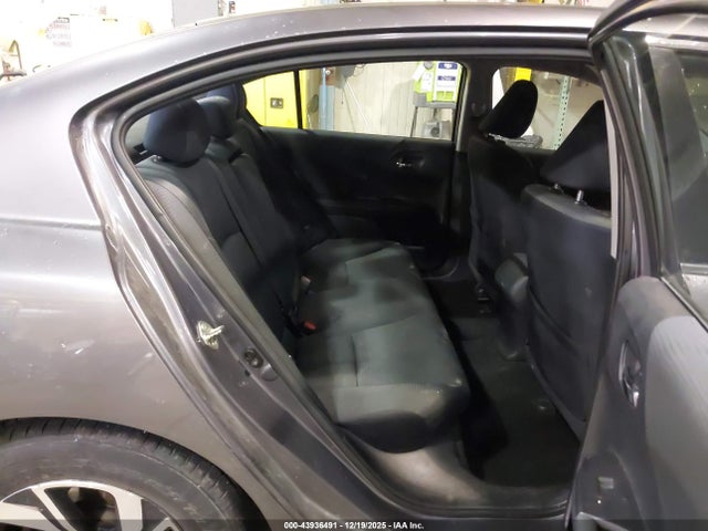 1HGCR2F30GA137509 Honda ACCORD LX