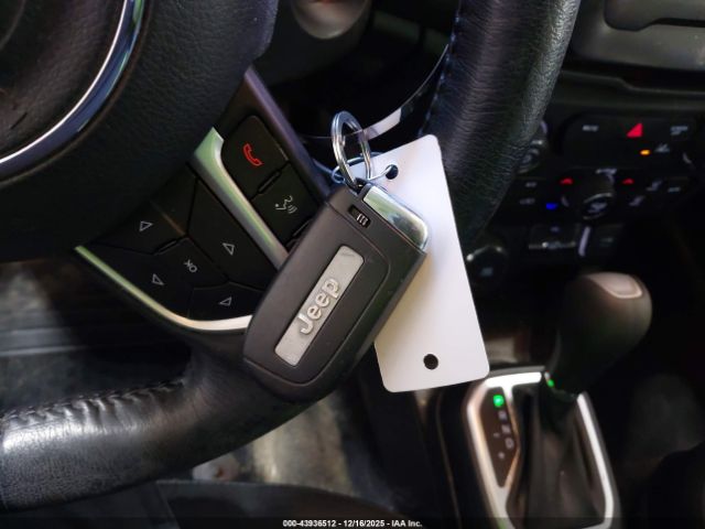 2021 JEEP RENEGADE ZACNJDBB6MPM94516 Photo 10