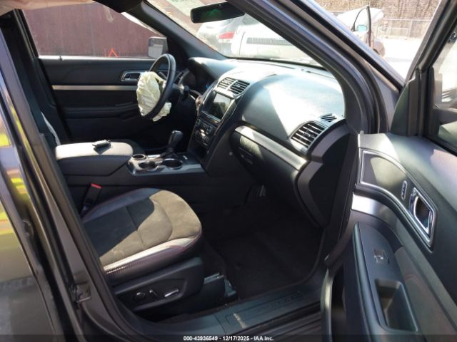 2018 FORD EXPLORER 1FM5K7D82JGC63202 Photo 4