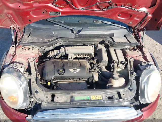 2007 MINI COOPER WMWMF33537TT54612 Photo 9