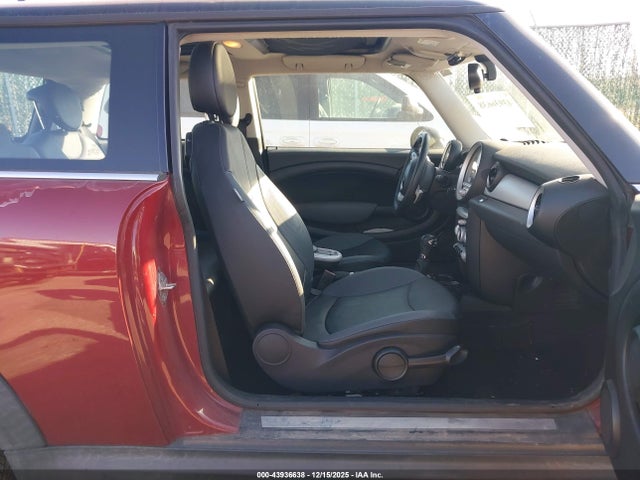 2007 MINI COOPER WMWMF33537TT54612 Photo 4