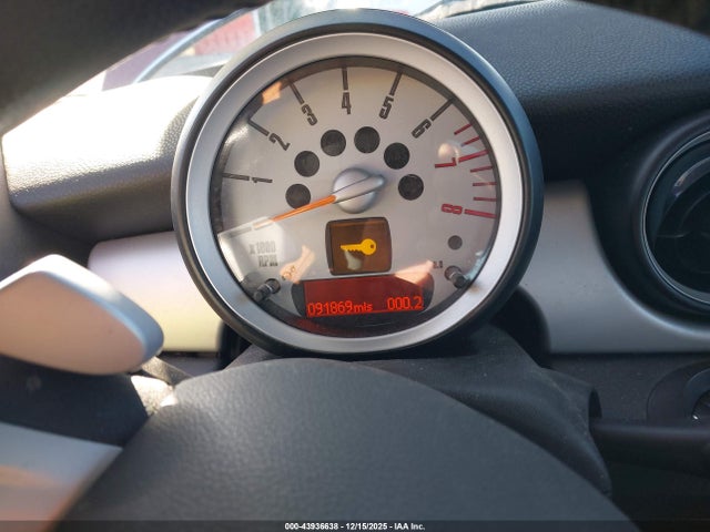 2007 MINI COOPER WMWMF33537TT54612 Photo 6