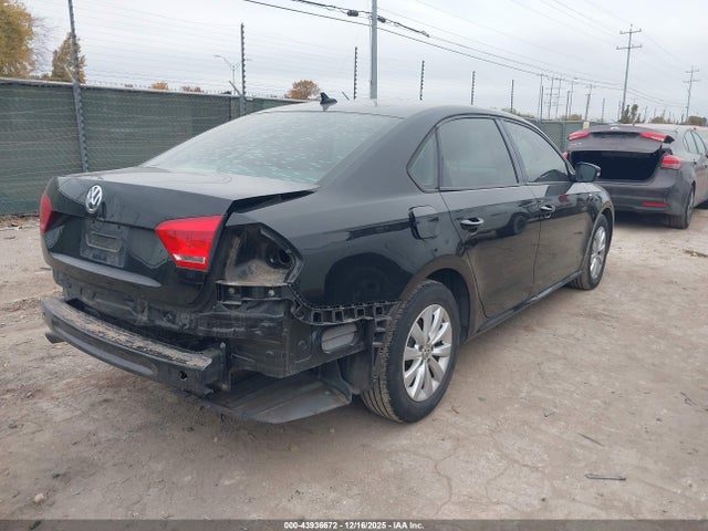 1VWAH7A33EC020325 Volkswagen Passat 2.5l Wolfsburg Edition