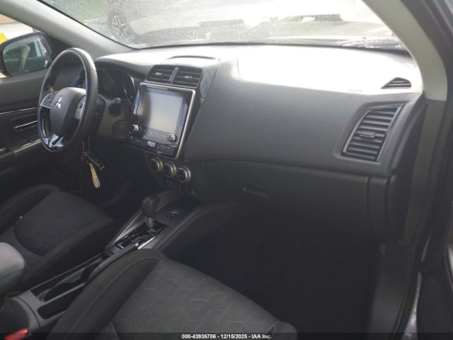 2020 MITSUBISHI OUTLANDER SPORT JA4AR3AU3LU018108 Photo 4