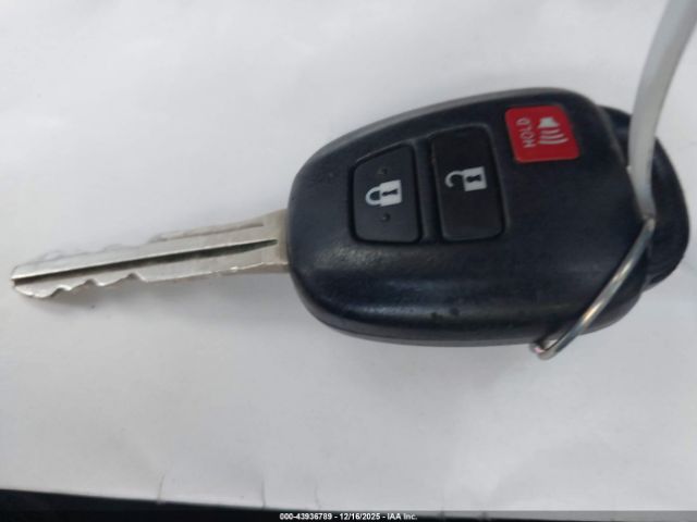 2012 TOYOTA PRIUS C JTDKDTB34C1015377 Photo 10