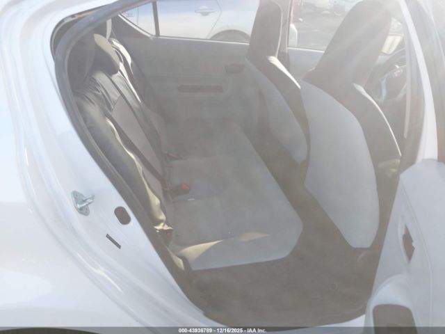 2012 TOYOTA PRIUS C JTDKDTB34C1015377 Photo 7